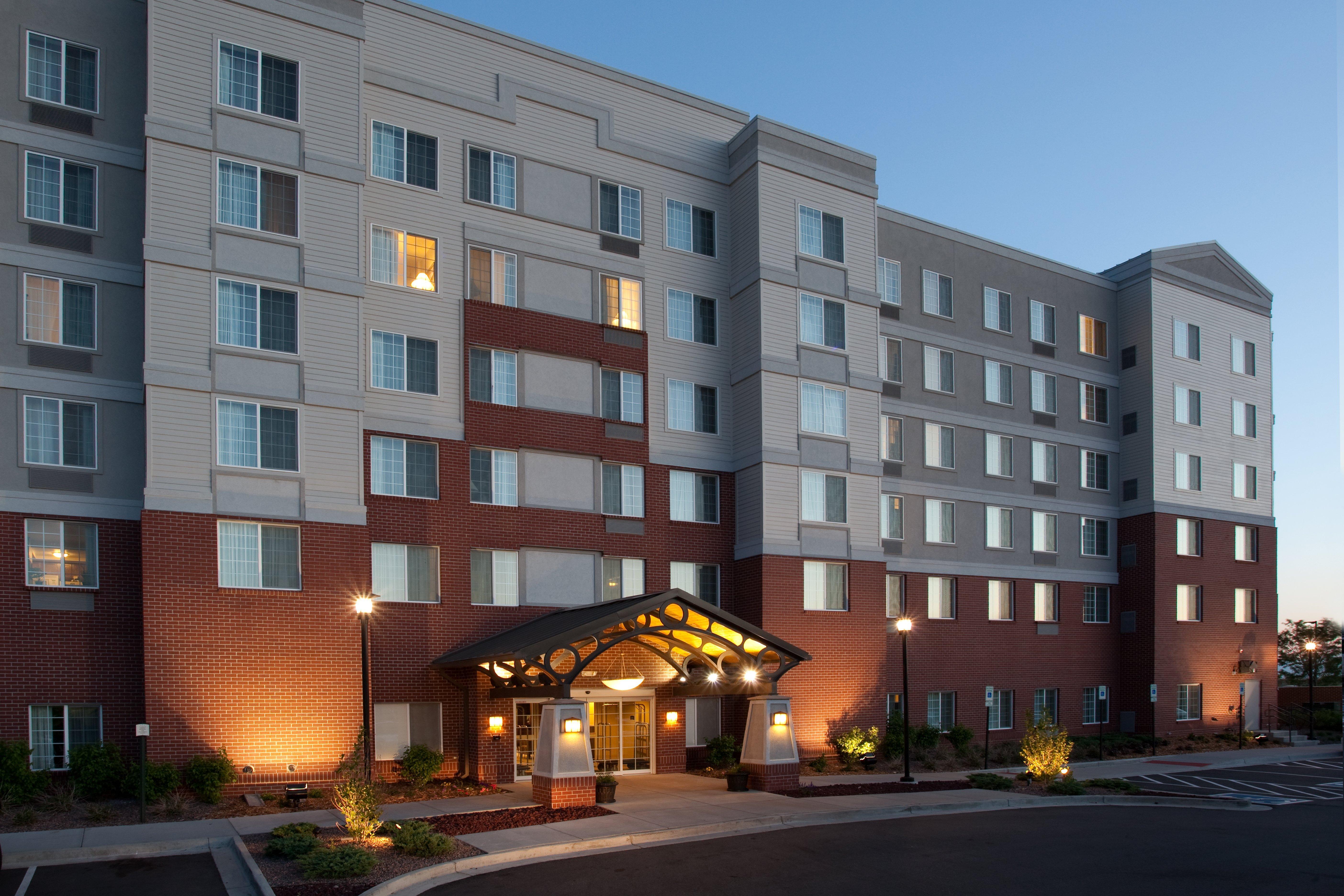 Staybridge Suites Denver International Airport Eksteriør billede